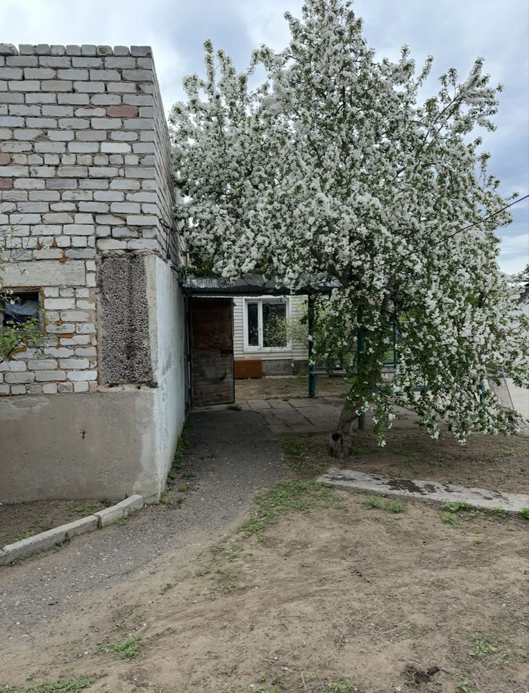 Продам добротный коттедж