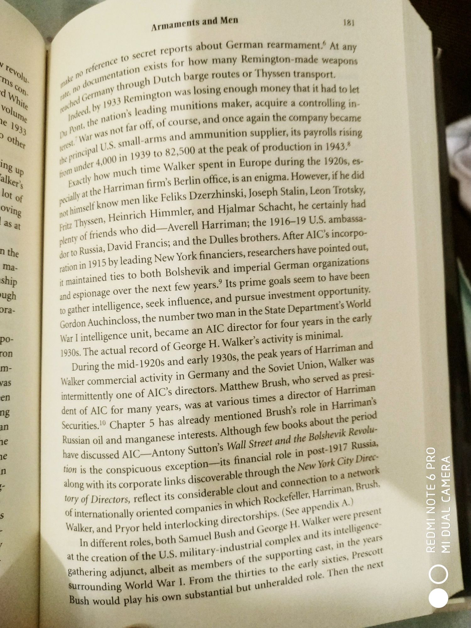 Книга на английском - American Dynasty. Kevin Phillips