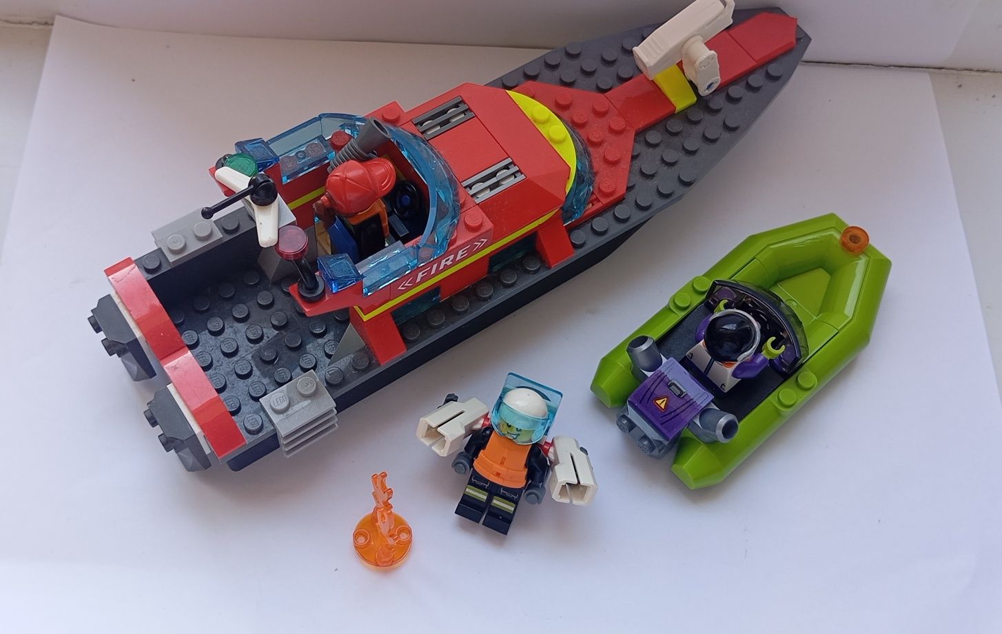 Корабль Lego City