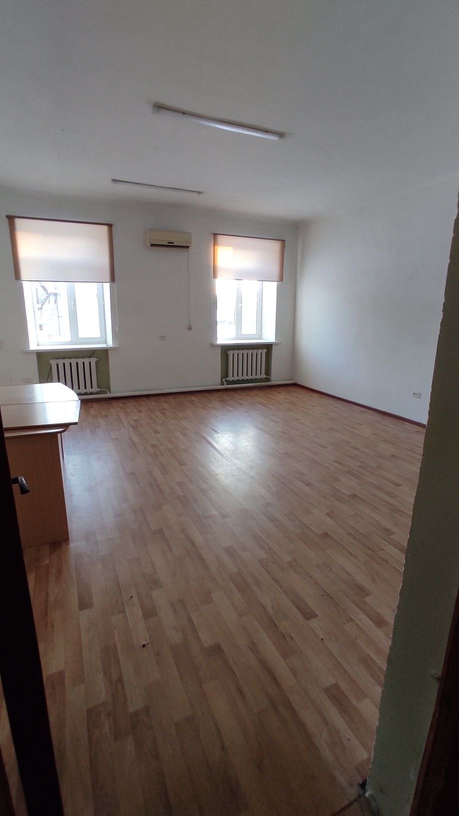 Сдам в аренду офисное помещение! Ул. Бакинска 1/1 . На 2-м этаже! 3200