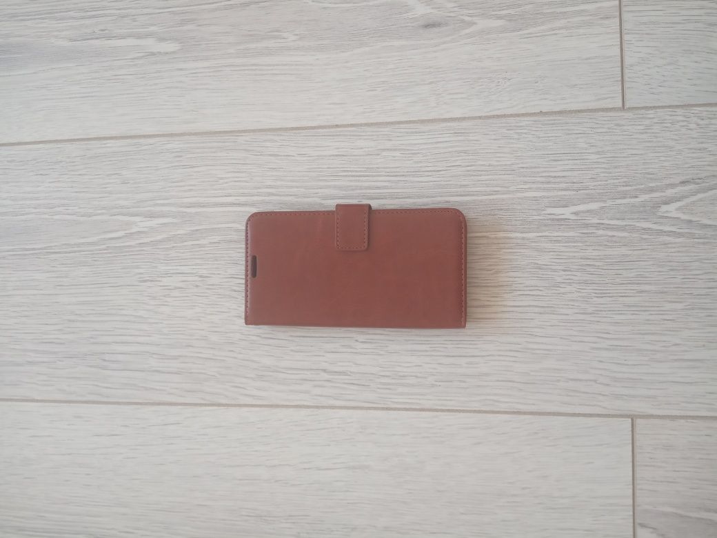 Чехол Redmi 6A. Новые, телефон