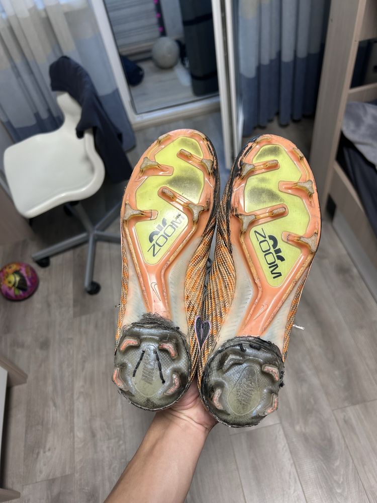 Бутсы Nike Mercurial