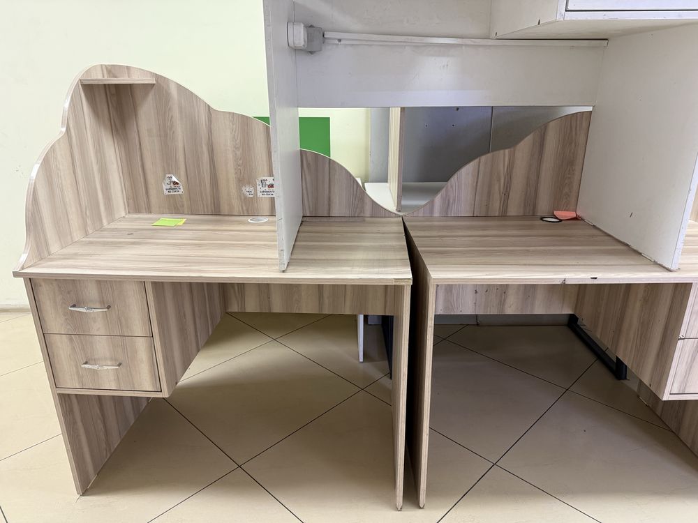 Продам 11 парт/ столов для отдела продаж ,офиса,учебы