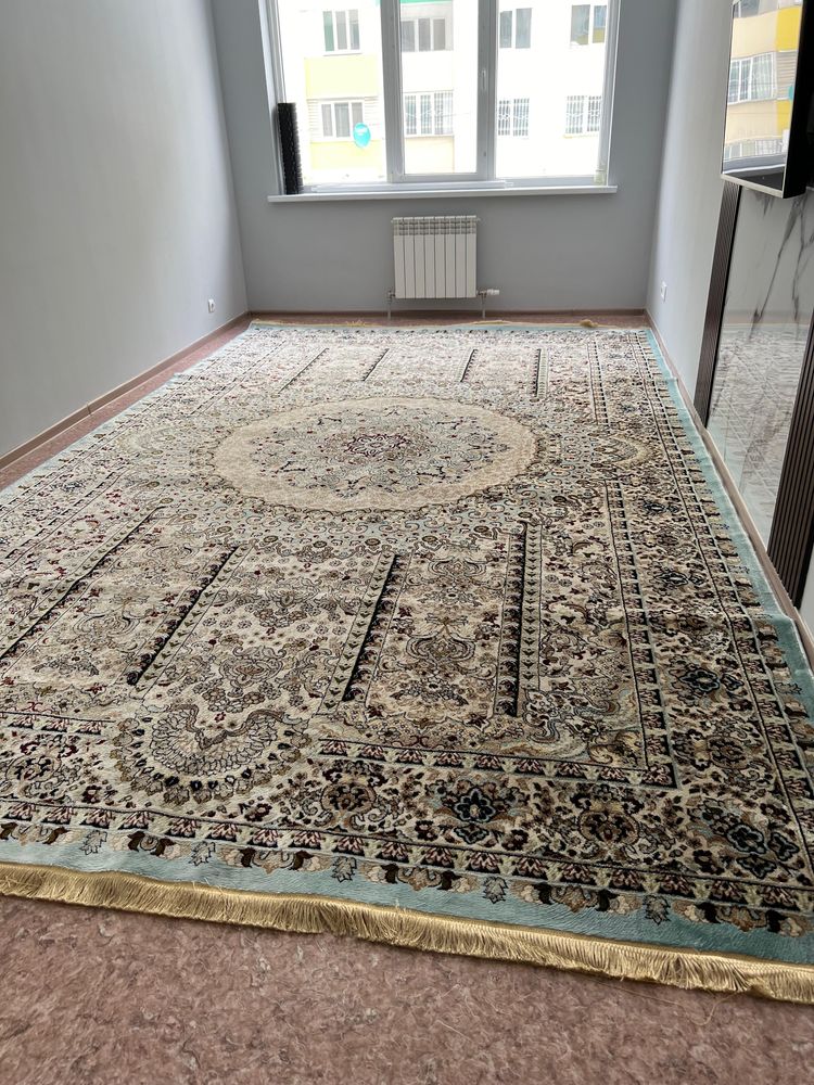 Продам ковер состояние отличное