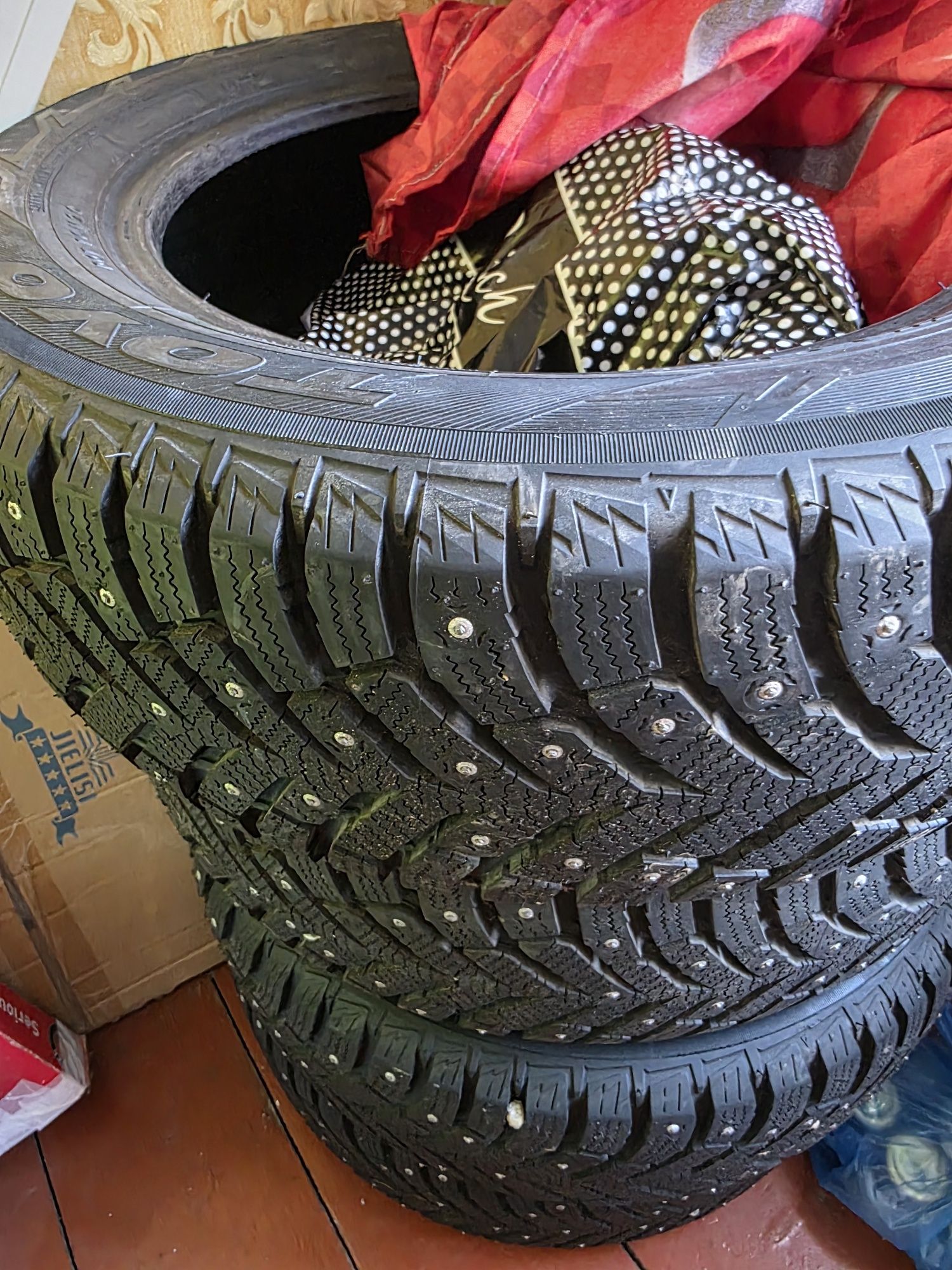 Зимние шины TOYO 205/60/16