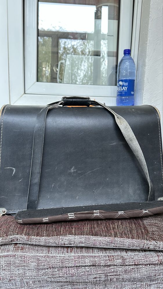 Продам швейную машина