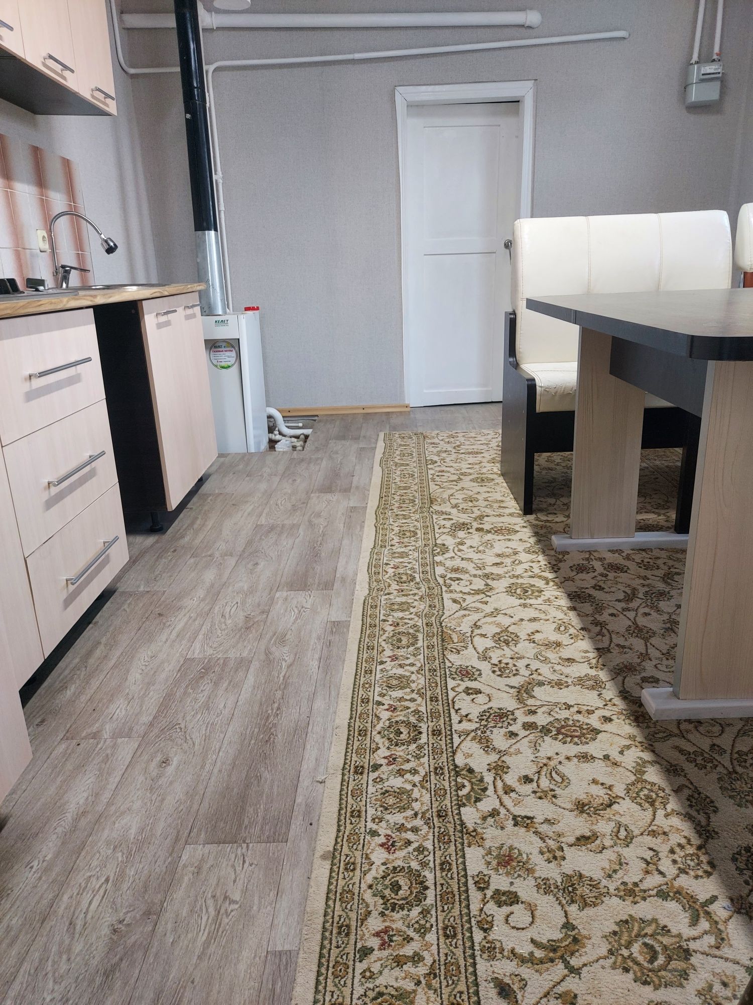 Сдам 5 комнатный дом на Арынова