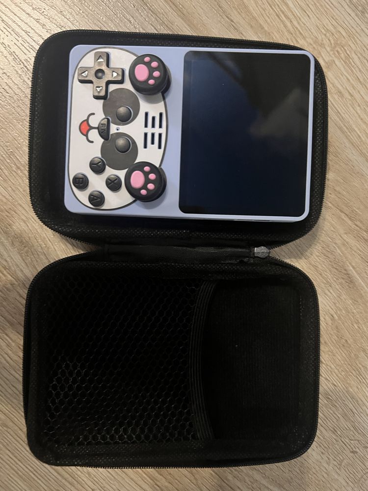Игровая консоль Powkiddy RGB20S