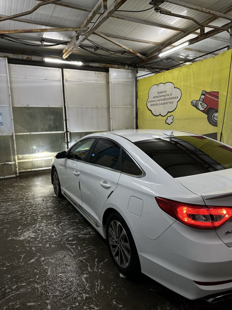 Hyundai Sonata LF