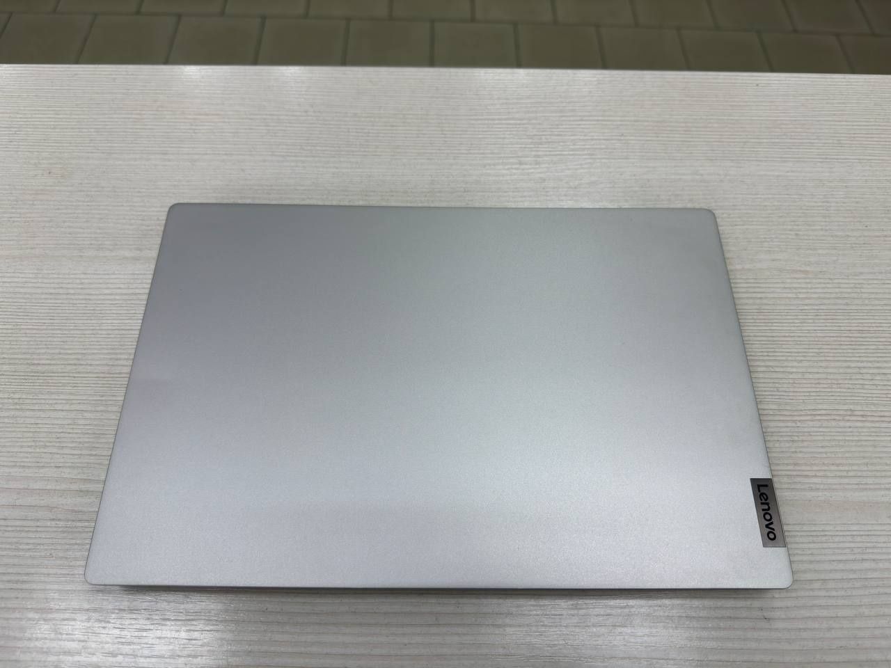 Ультра Lenovo 0-0-24 (Core i7-10 Gen, 512 Gb SSD, 8 Gb DDR4)