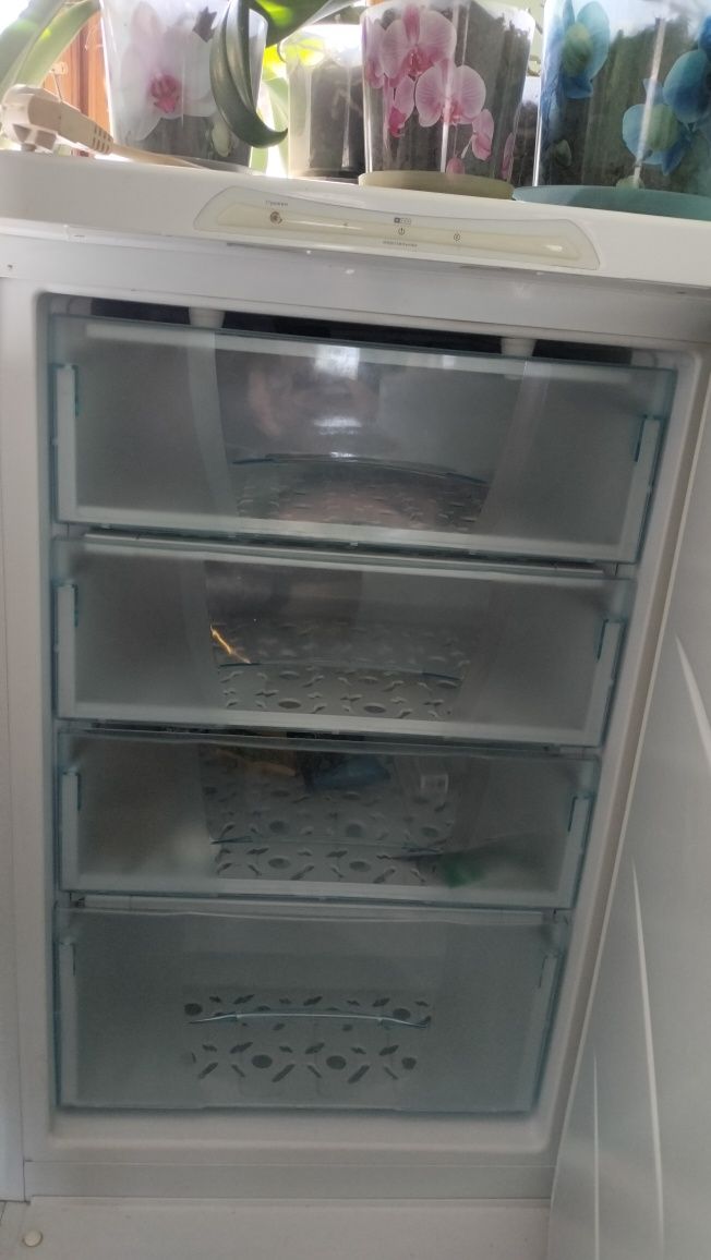 Морозильник бирюса