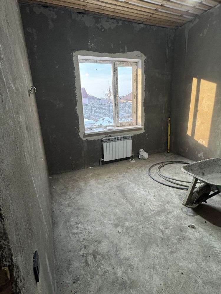 Продам дом 4.5соток 5 комнат 150 ка . Красный кирпич
