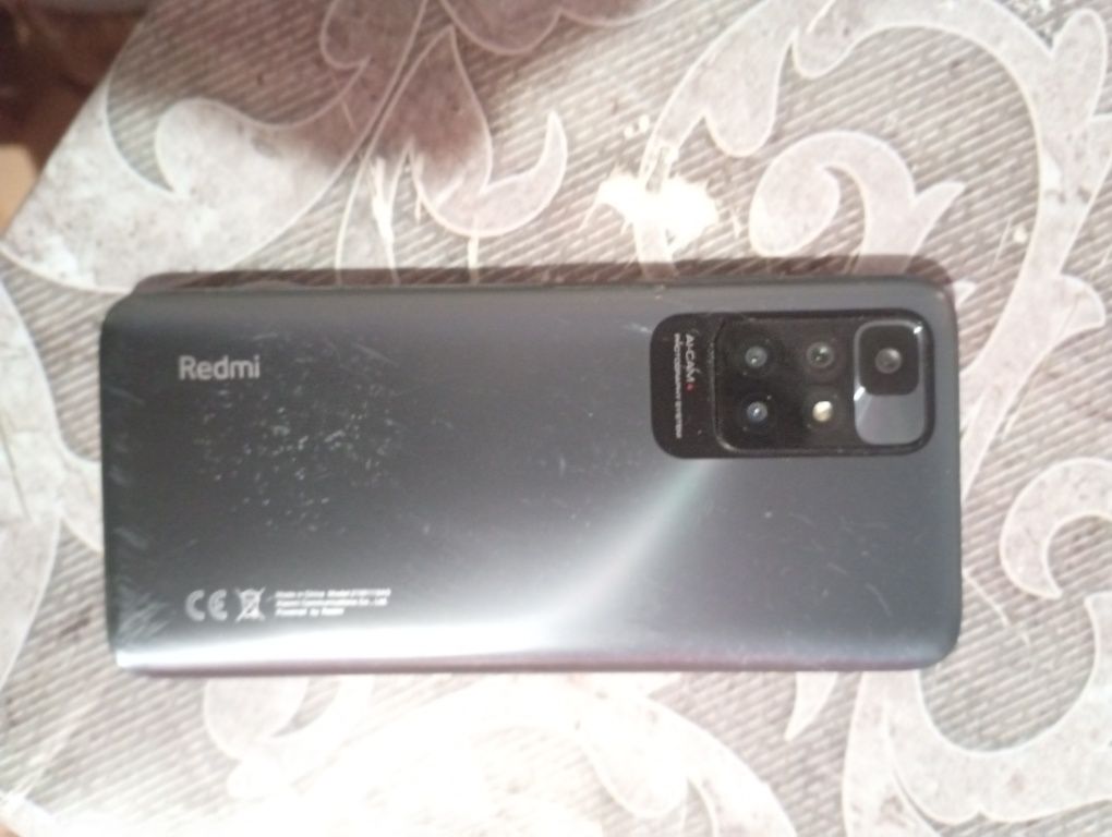 Телефон Redmi 10