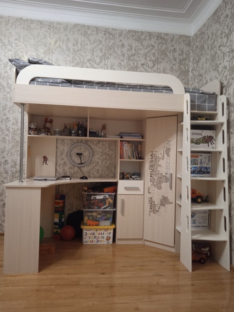 Детский гарнитур
