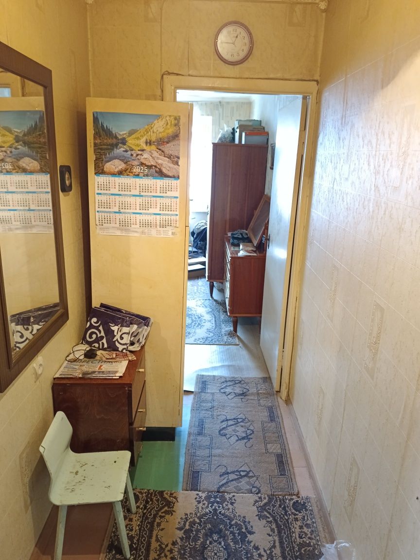 Продам 3 х комн квар. 4 -16, 4 этаж.
