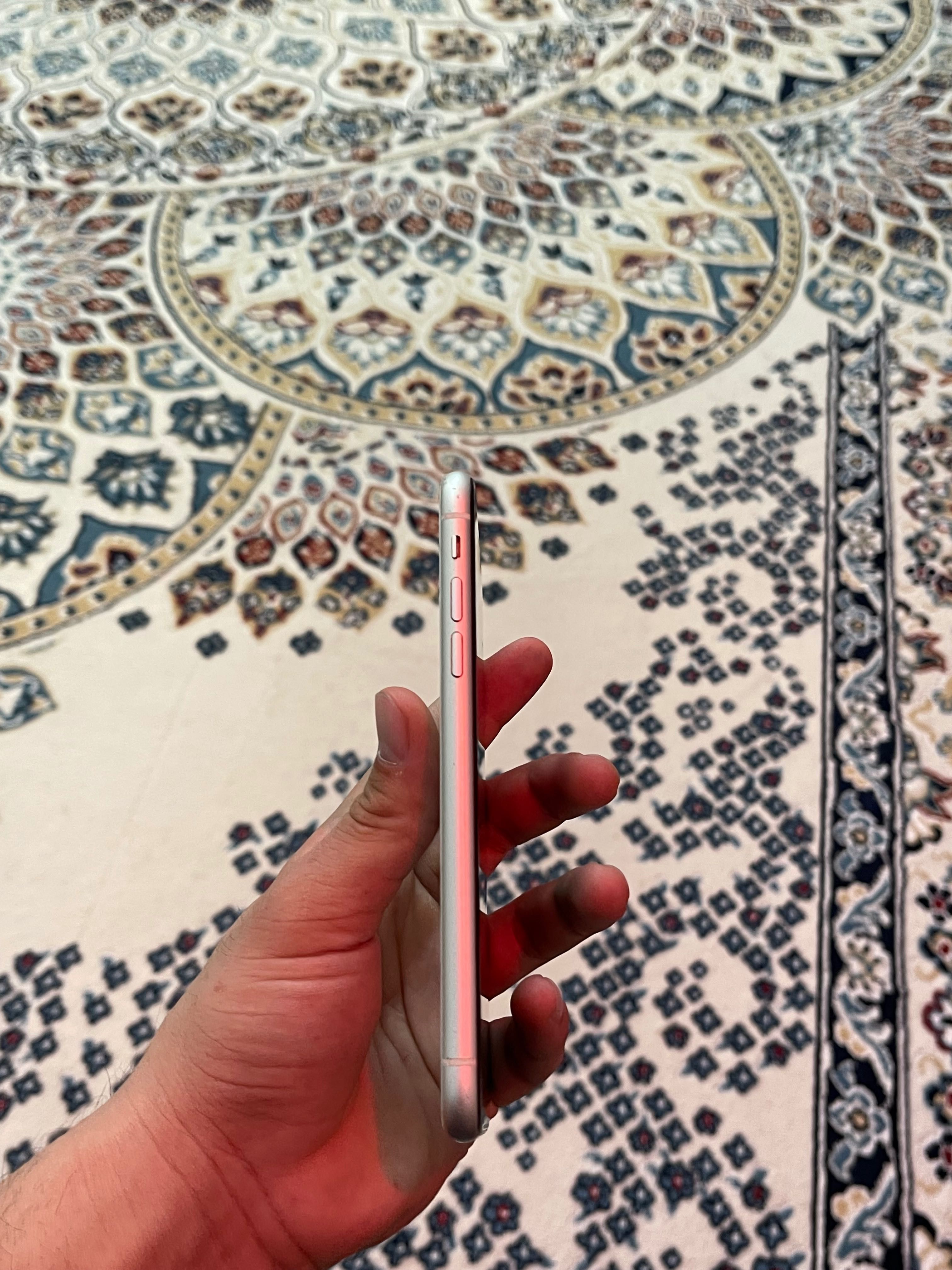 Iphone 11 64gb b/u