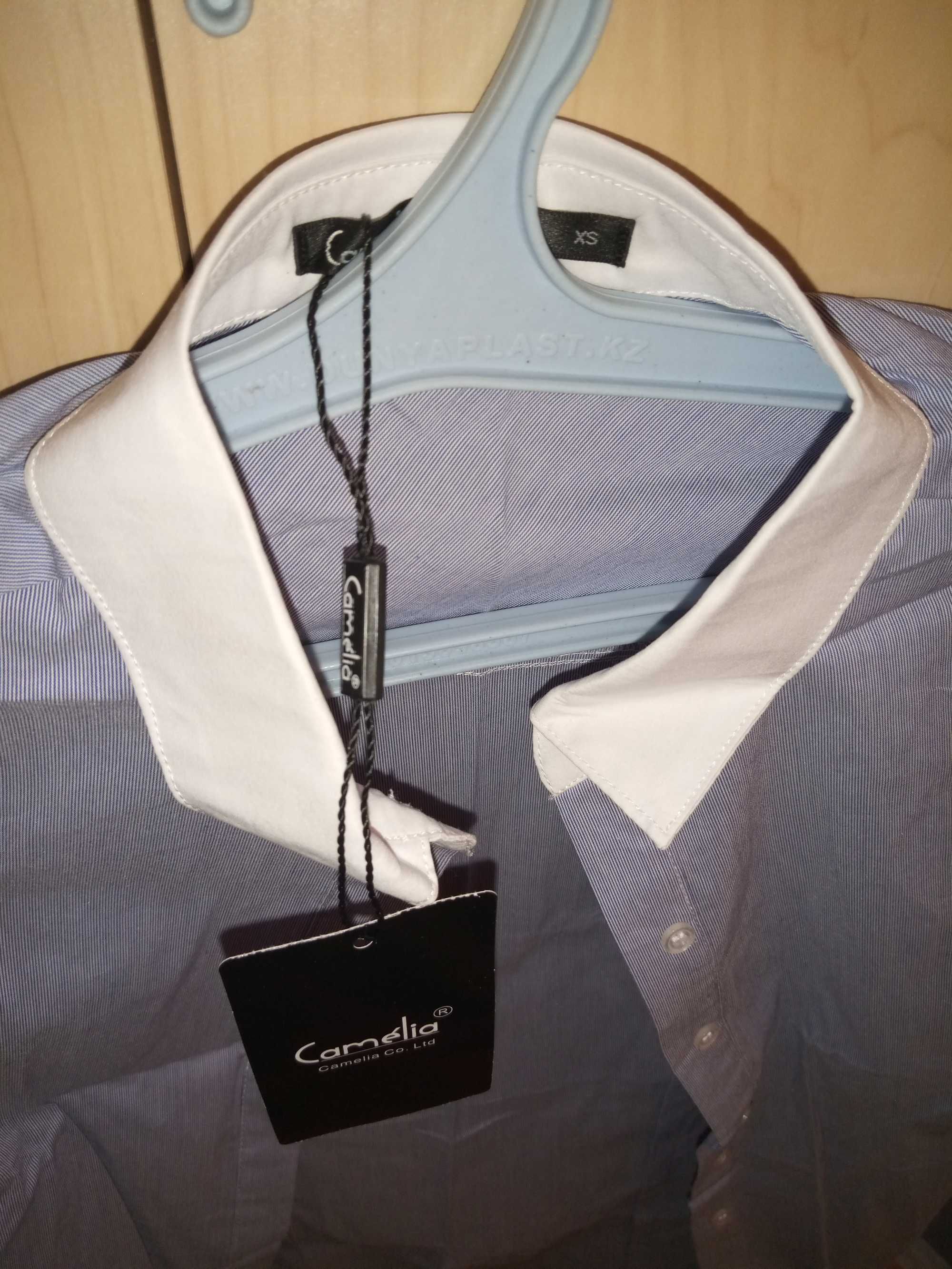 Продаётся новая рубашка Camelia на девочку школьницу.