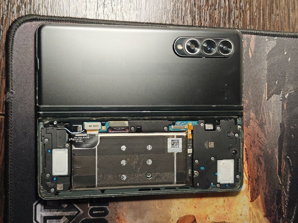 GALAXY Z FOLD 3 на продажу