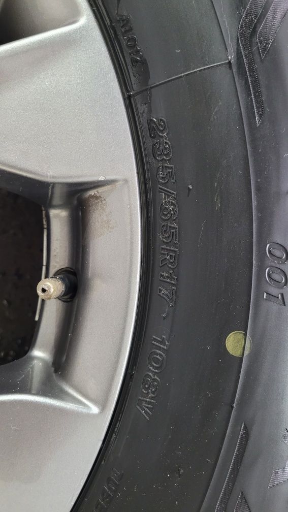 Шины с дисками Bridgestone Alenza 235/65 r17