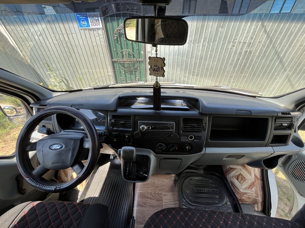 Ford transit продам в отличном состояний