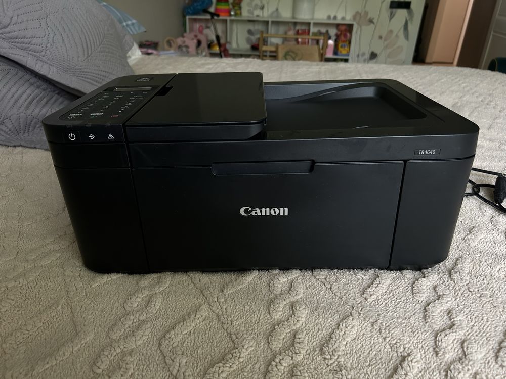 МФУ Canon Pixma TR4640