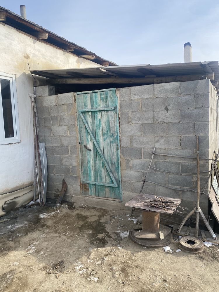 Базы сатылады Үй-жайымен. Продается фазенда с жилым домом
