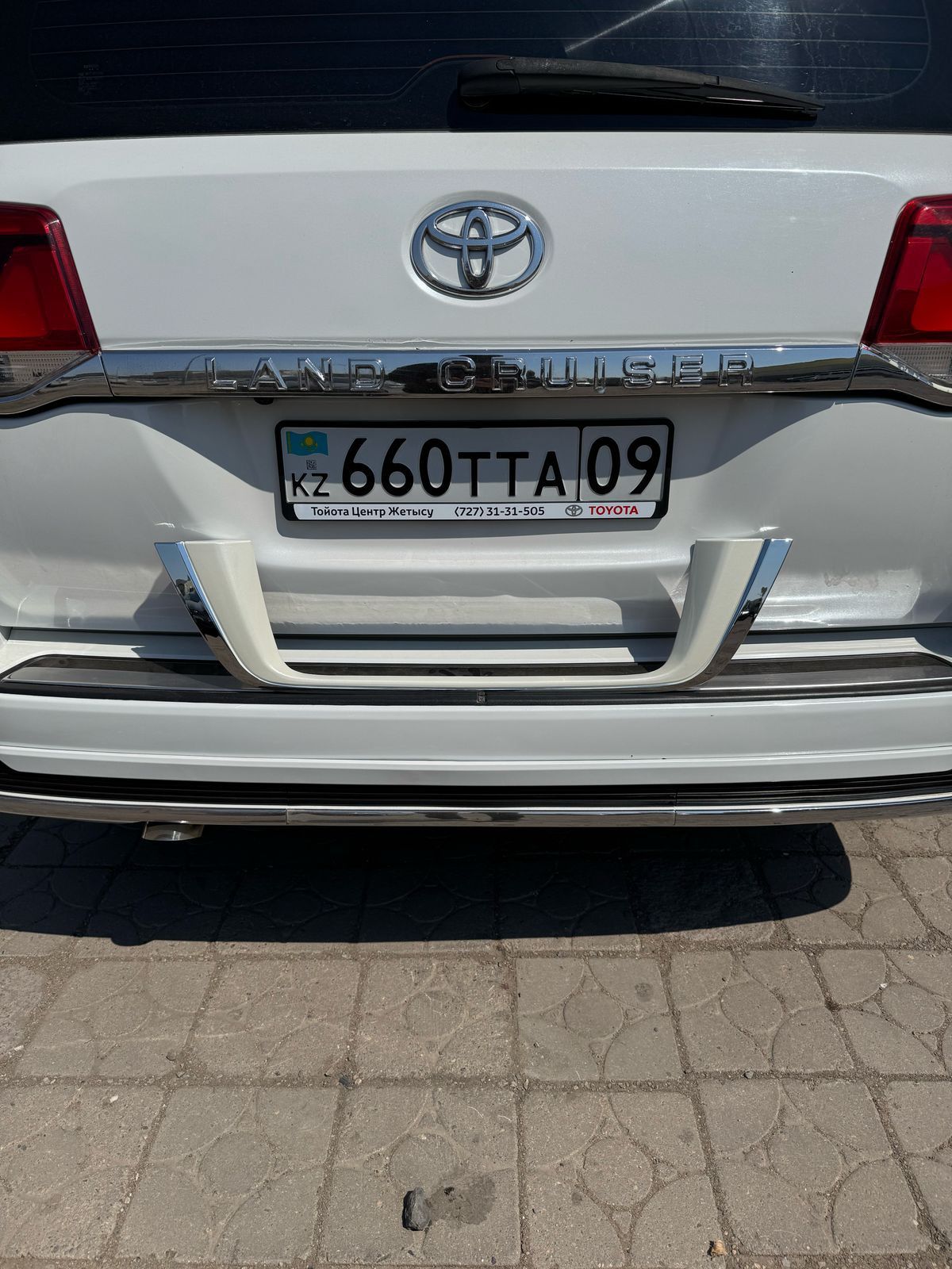 Молдинги дверей бархатки Тойота Ленд Крузер 200 lx570