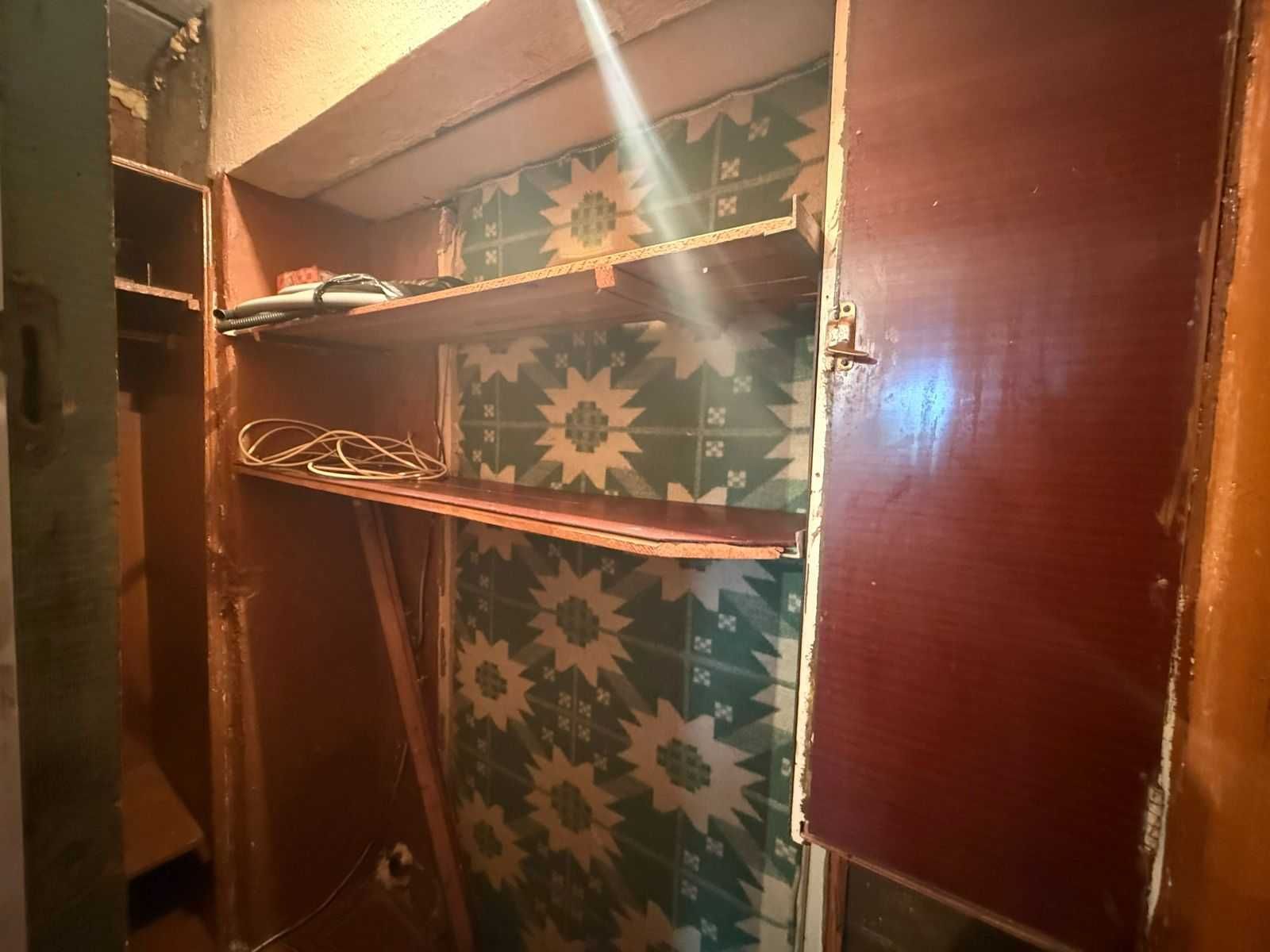 Продам 2 комнаты в общежитии