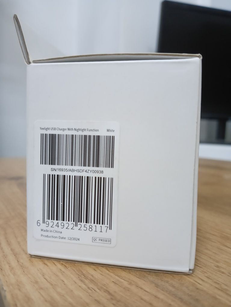 Ночник - зарядное устройство Yeelight Nightlight Adapter