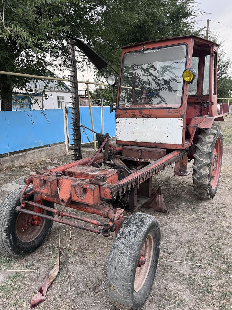Трактор Т16