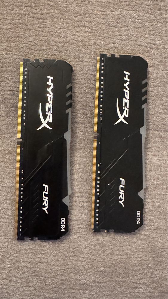 HyperX fury ddr4 8+8 gb RGB