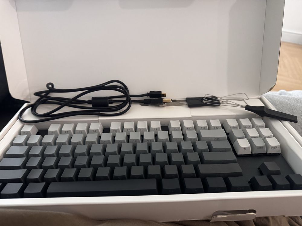 Клавиятура Varmilo