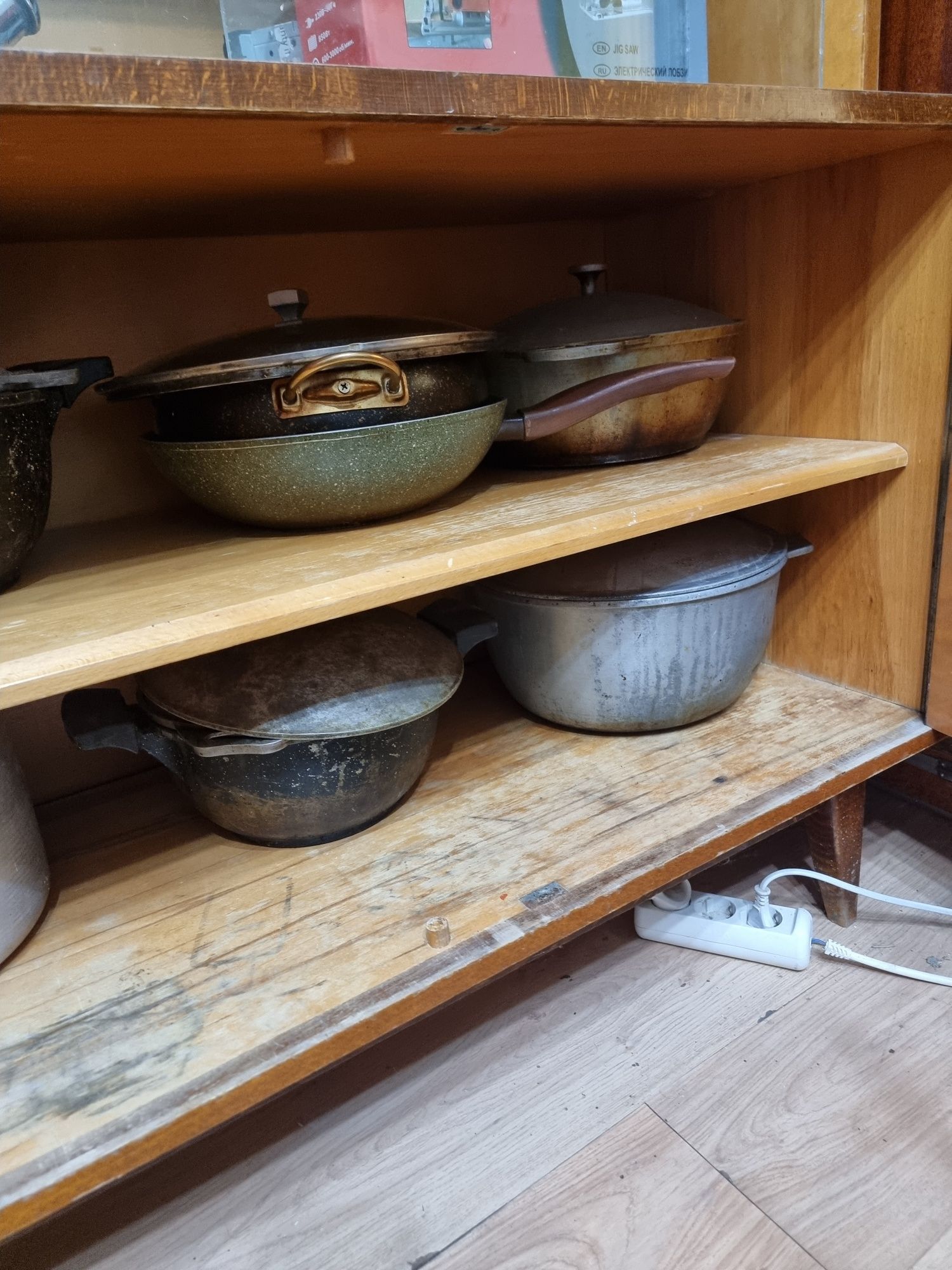 Продам казаны,сковорада разные