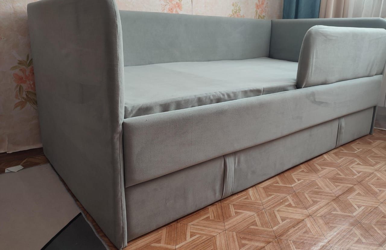 Продам кровать детскую