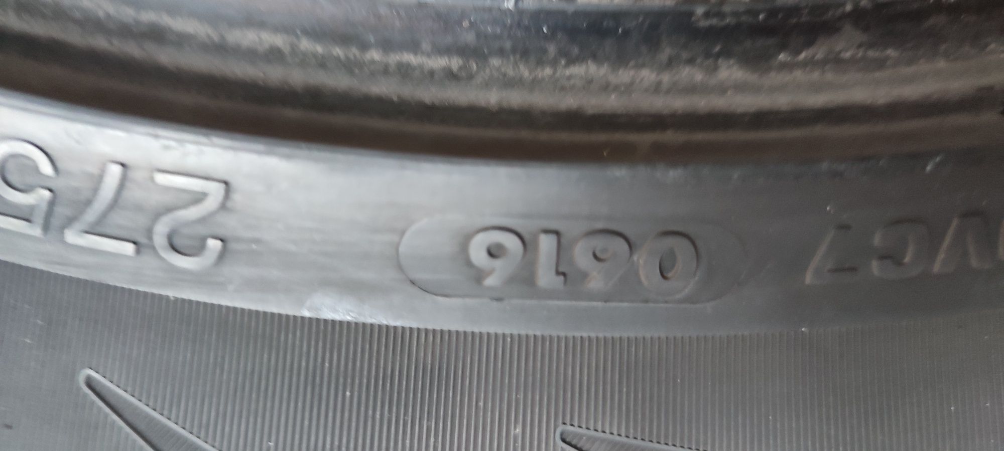 Резина летняя 275/45/19