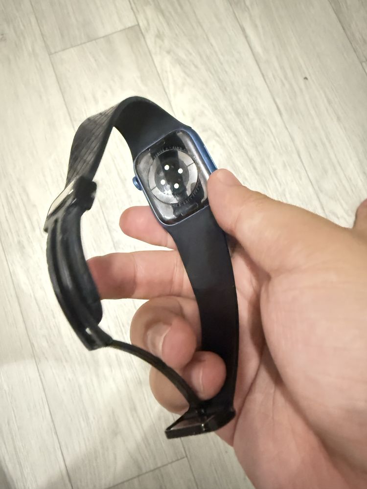 Apple watch series 7
