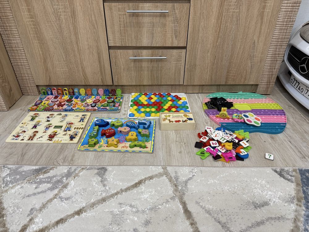 продам детские игрушки развивашки