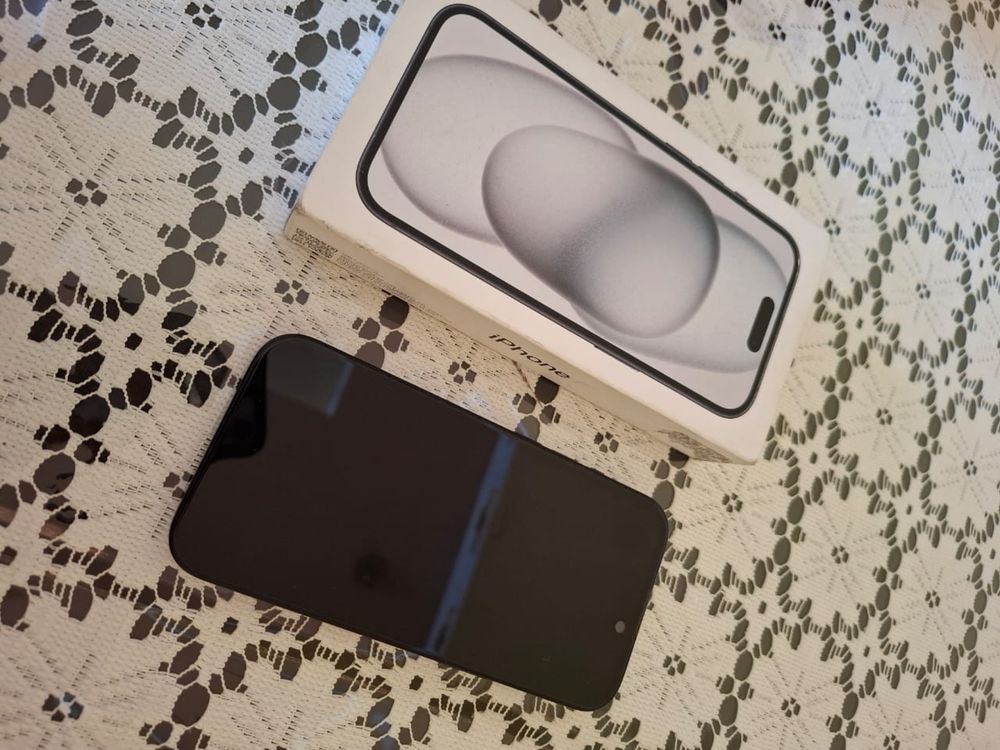 Продам Айфон 15 128гб, в идеальном состоянии, Iphone 15 128gb