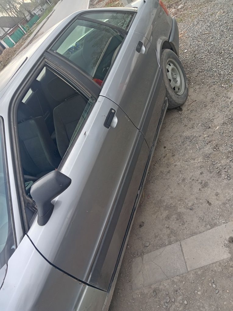 Audi 80 b3 на активном ходу