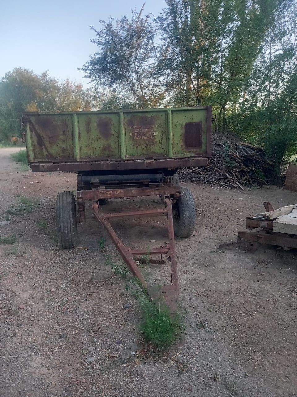 Срочно продам тележку от трактора
