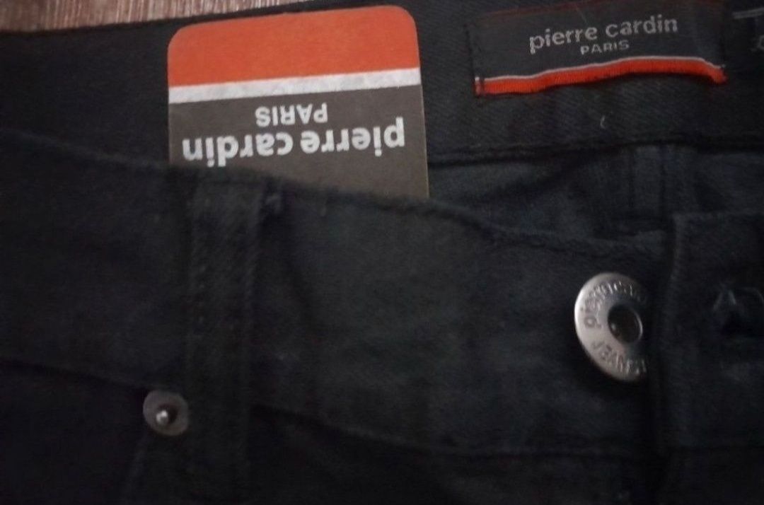 Pierre Cardin оригинал W30 L29 см все обьяв hugo Levi's kangol calvin