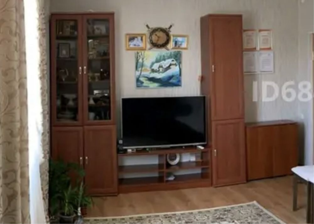 срочно продам шкаф