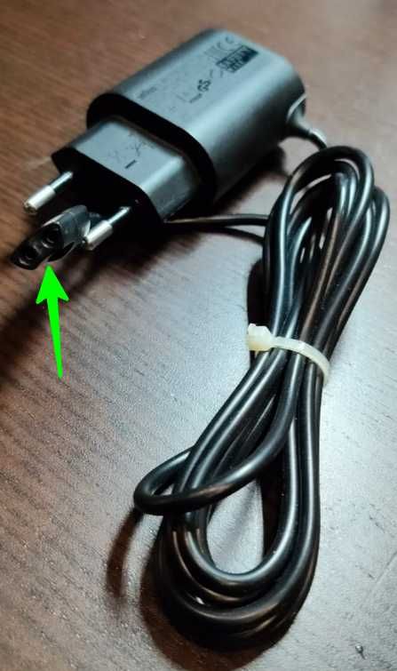 Аадаптер напряжения. (8,6V \ 9V \ 12V \ 5.9V )