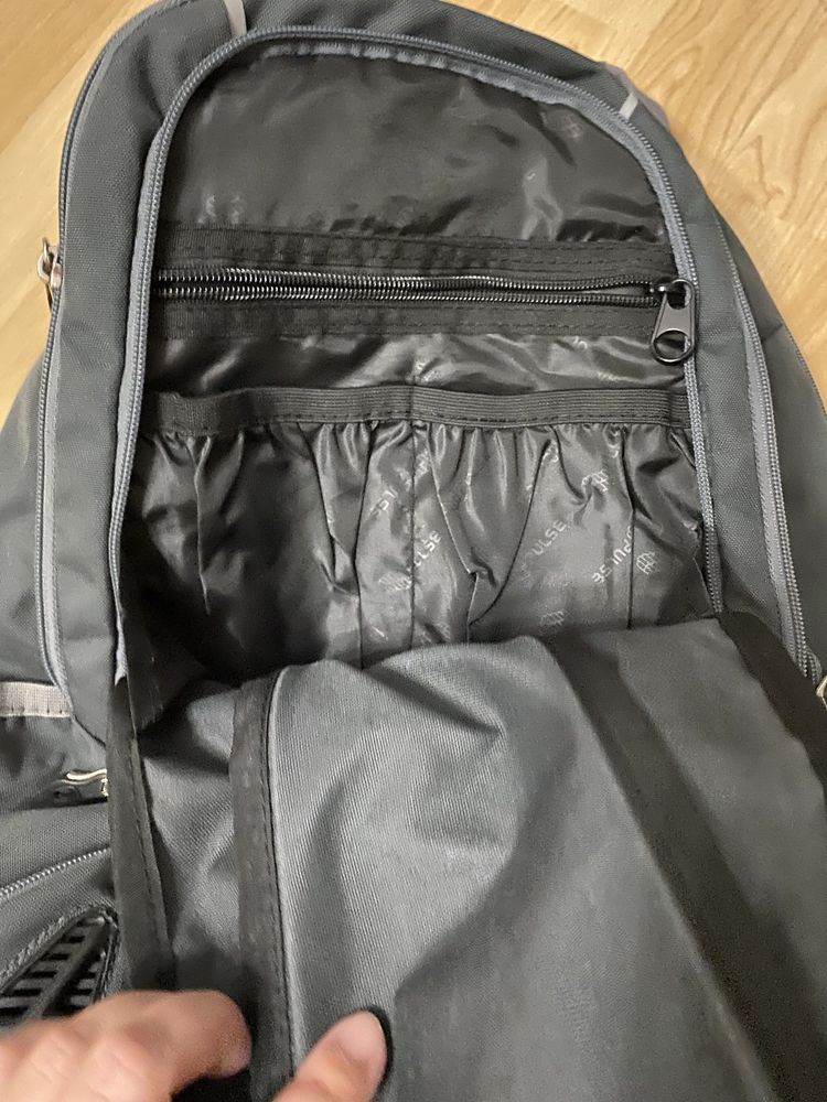 Продам  школьный рюкзак Pulse.
