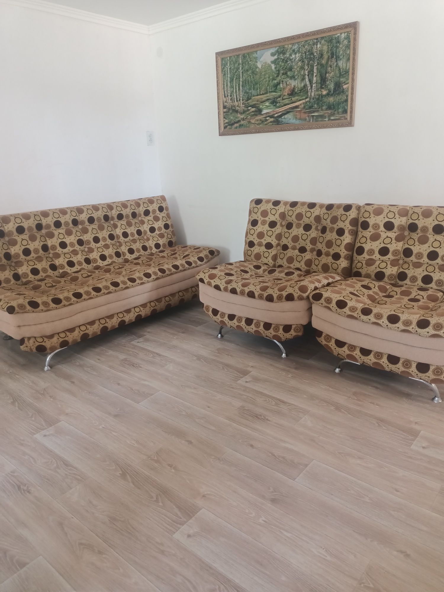 Продам диван, 3-ка, в хорошем состоянии