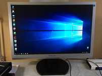 Монитор PHILIPS Brilliance 240SW