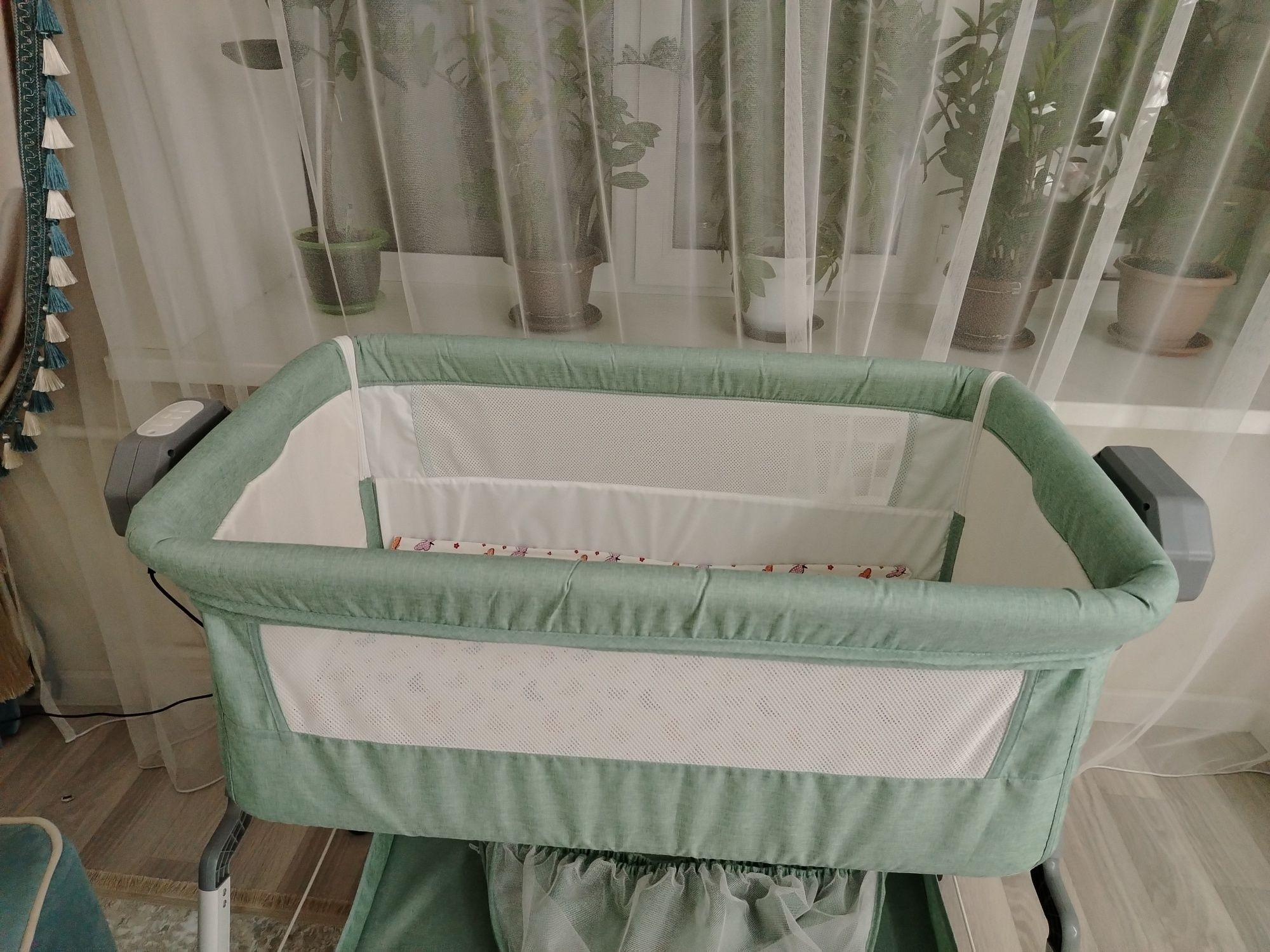 Продам кровать - люльку
