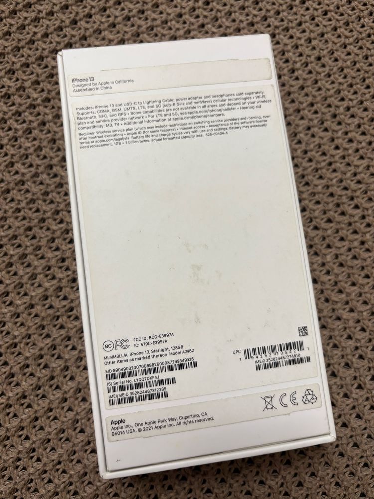 Продам айфон 13 на 128