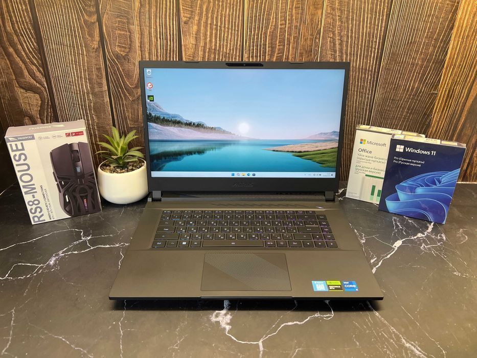 AORUS 15 - Core i5‑12500H / RTX 4060 140 W / 16 GB / 512 GB / 360 Hz