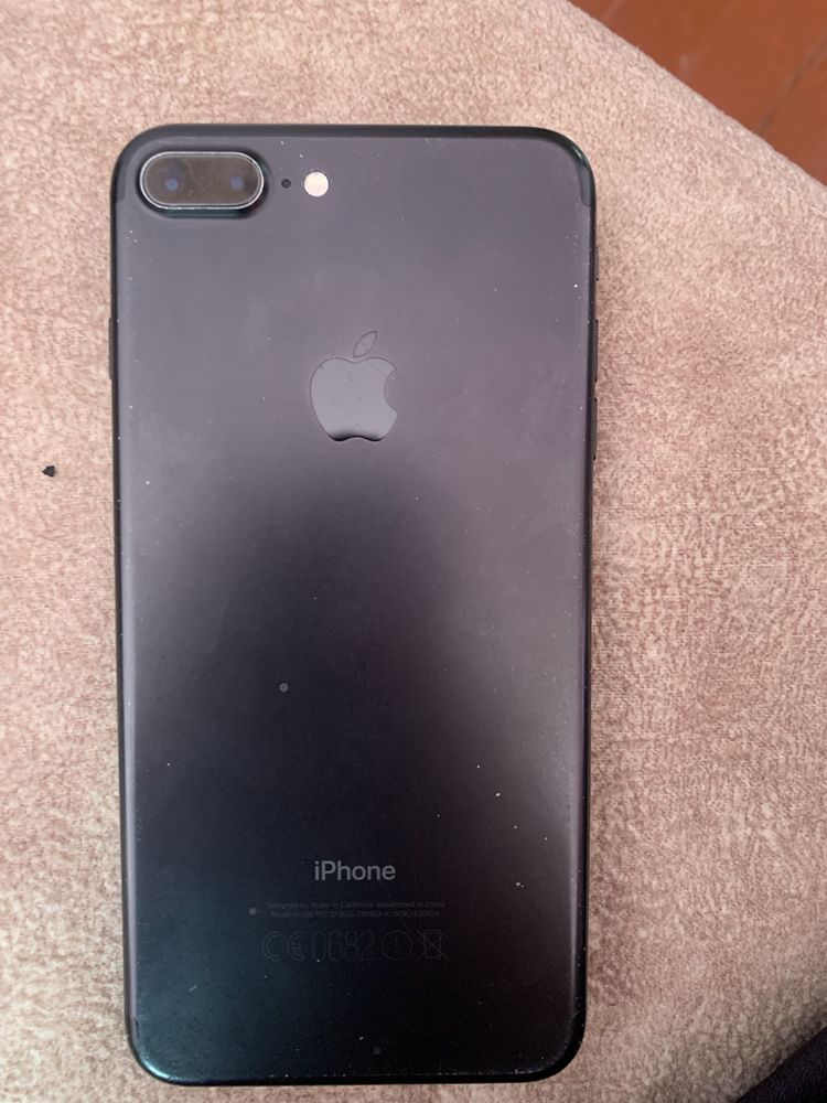 Iphone 7 plus в отличном состояний